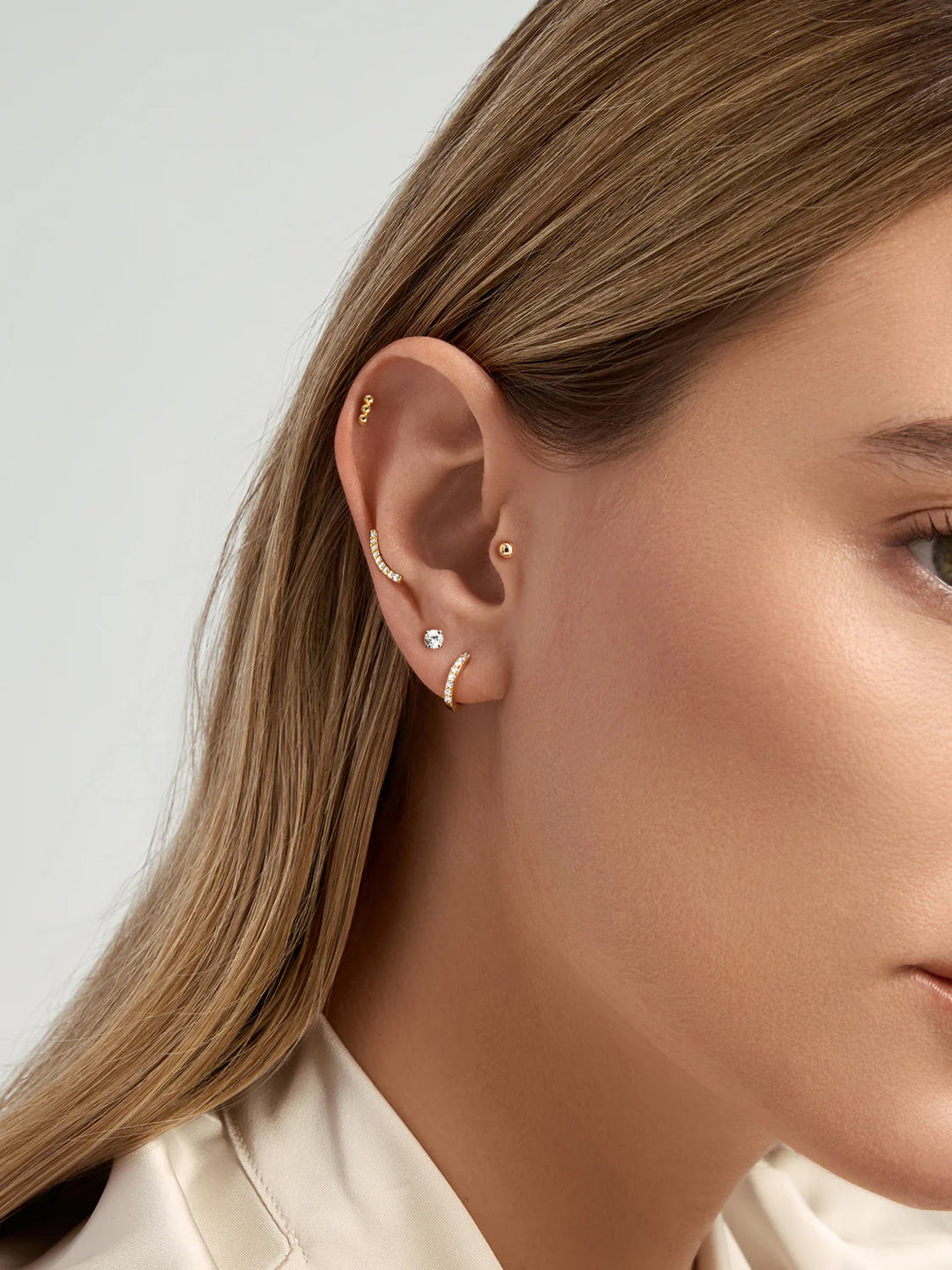 Sapphire Curved Flat Back Studs