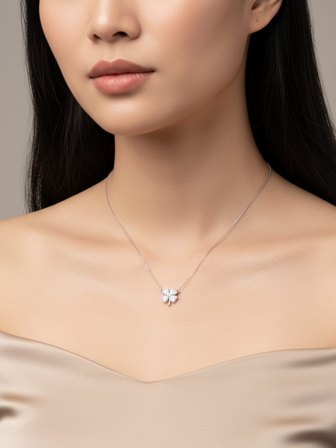 Lila Clover Necklace
