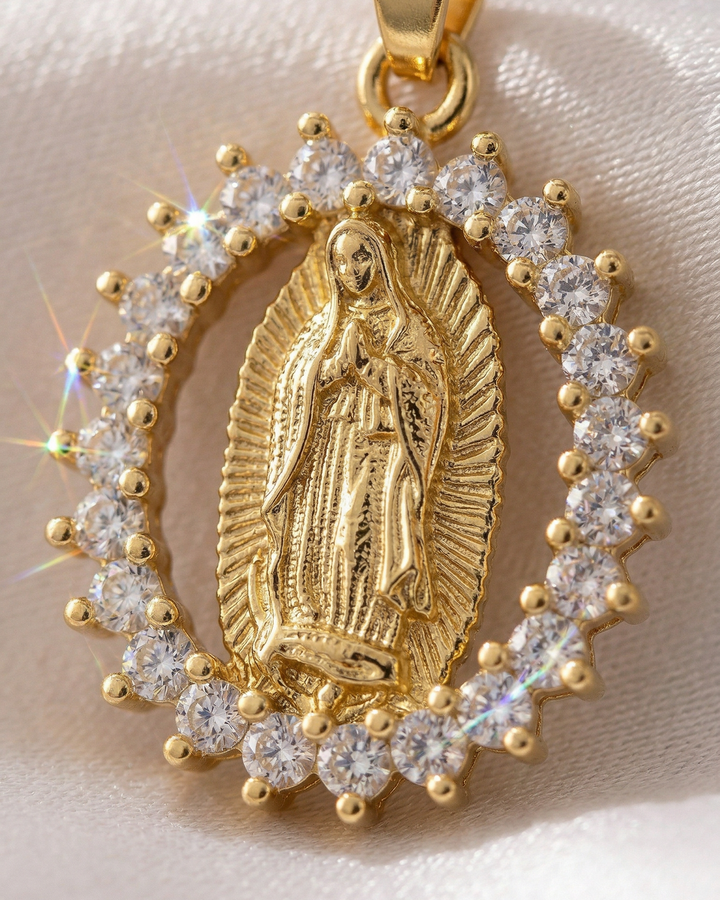 Madonna Necklace with Shiny Zirconia (Gold-Plated)