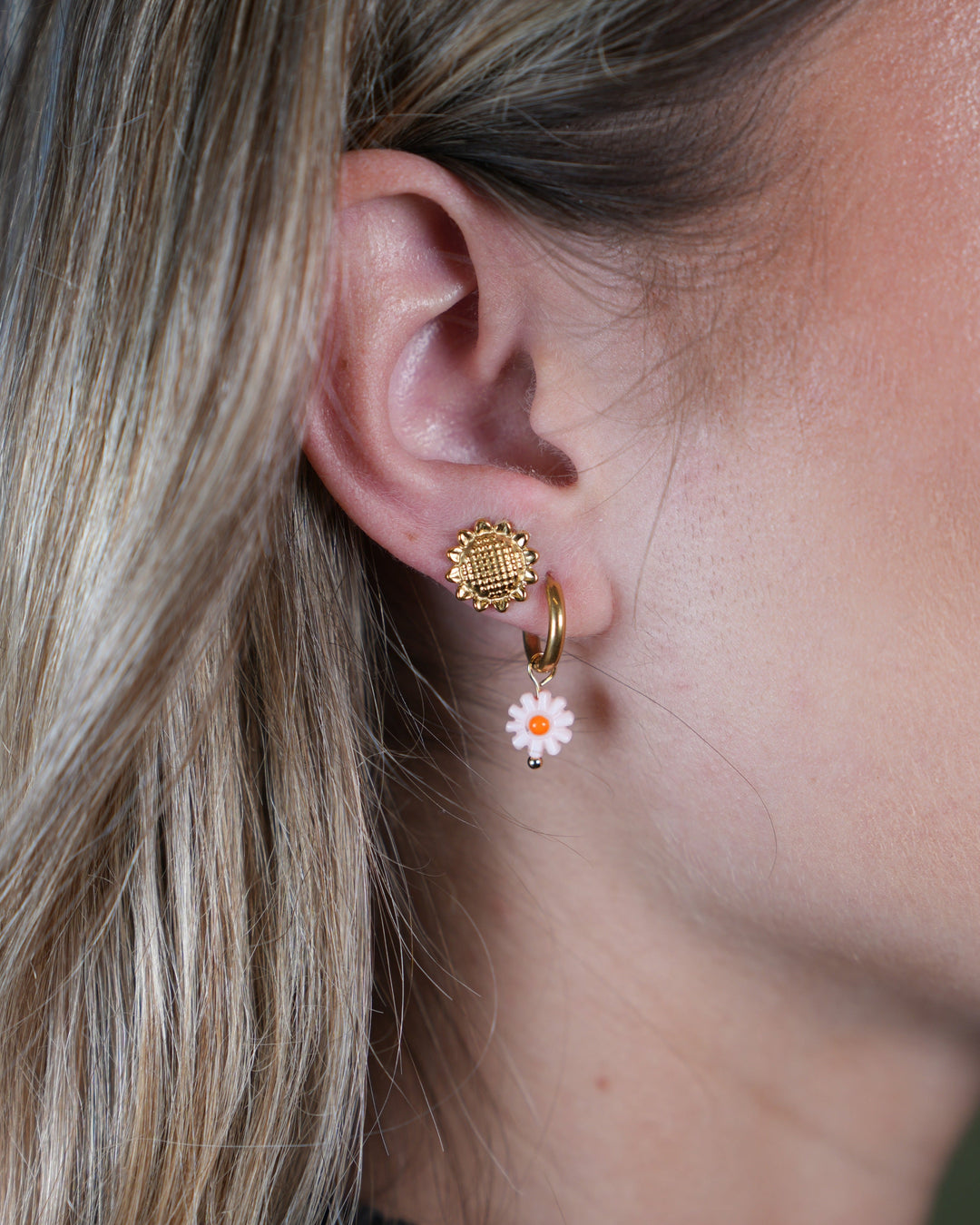 Daisy Flower - Earrings - Stainless Steel