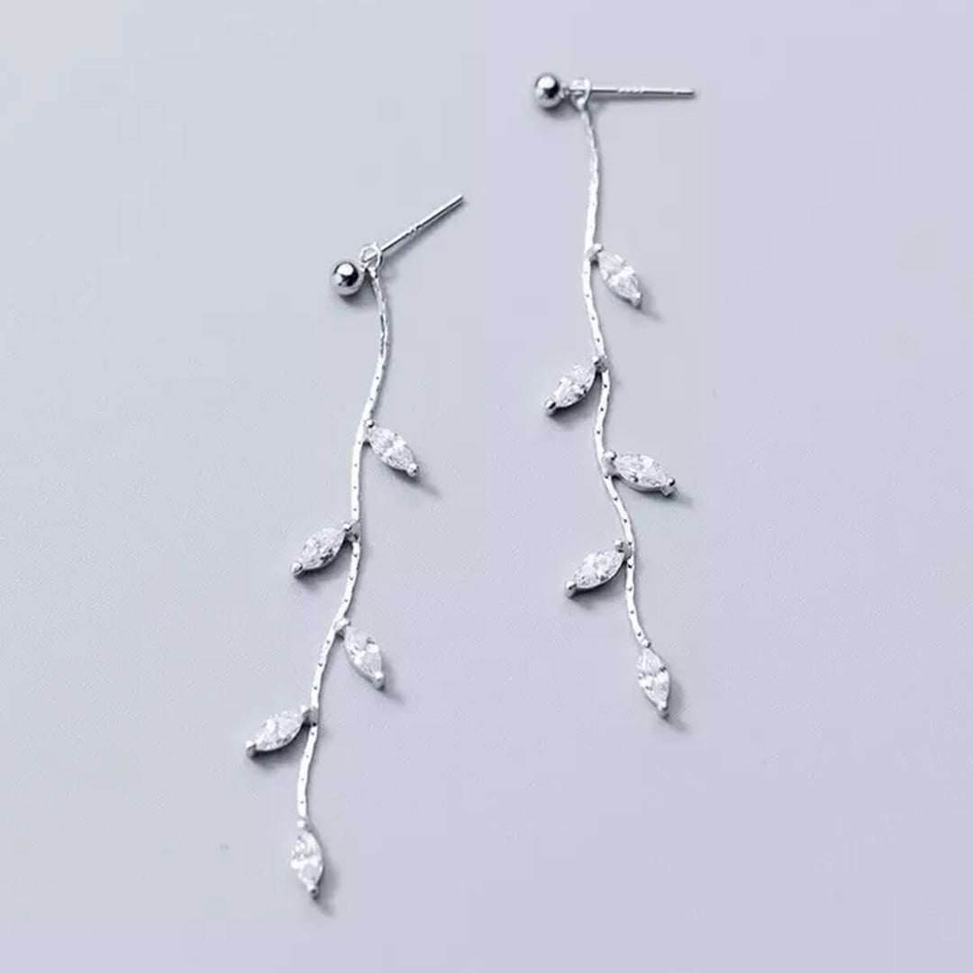 DANGLING LEAVES EARRINGS (PAIR)