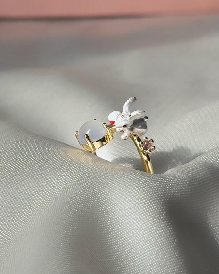 Bunny on my Hand! Ring