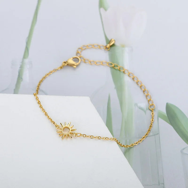 Amorette Dainty Sunbeam Bracelet