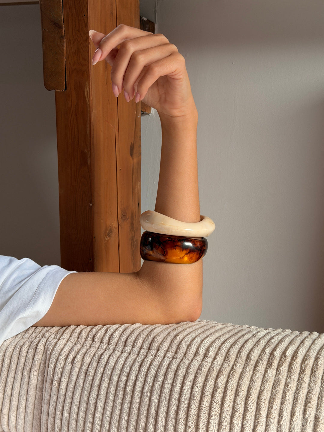 Clara | Classic Smooth Bangle Bracelet