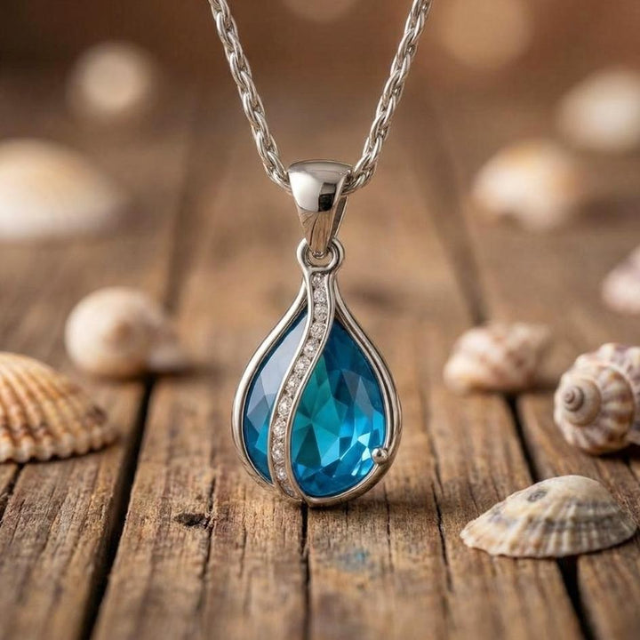 Drop of Light – Necklace with blue zirconia and silver finish