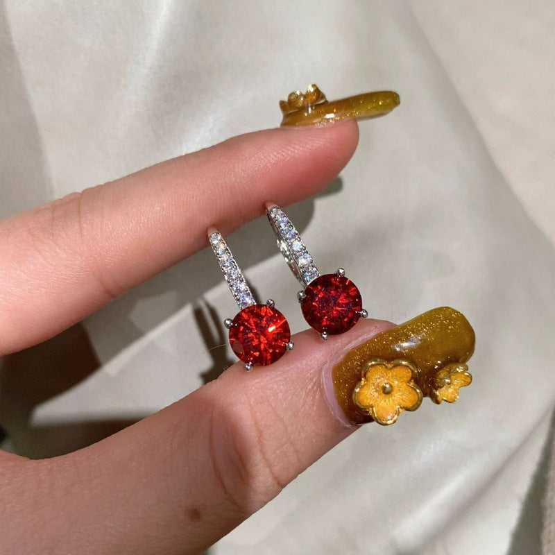 Annika | Earrings | Ruby