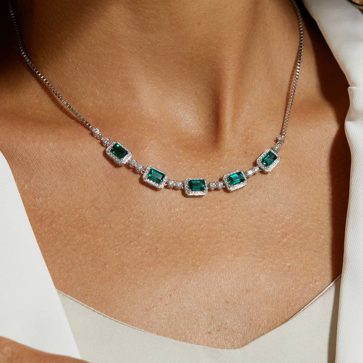Emeris Necklace