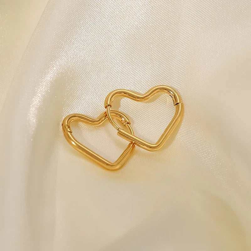 Minimalist Fashion Heart Earrings