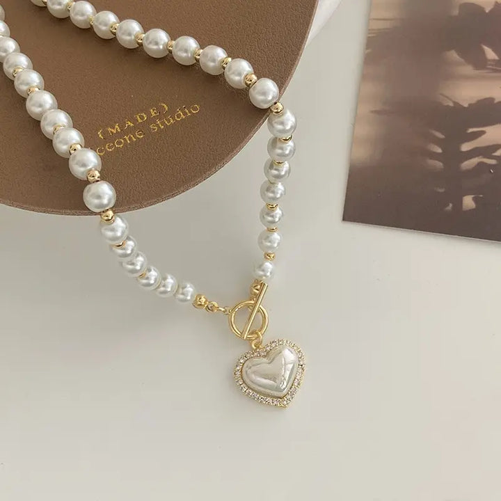 Calista Pearl Pendant Collar