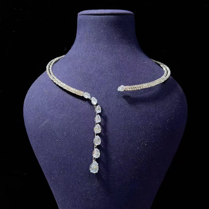 Fashionable irregular sparkling rhinestone zircon necklace
