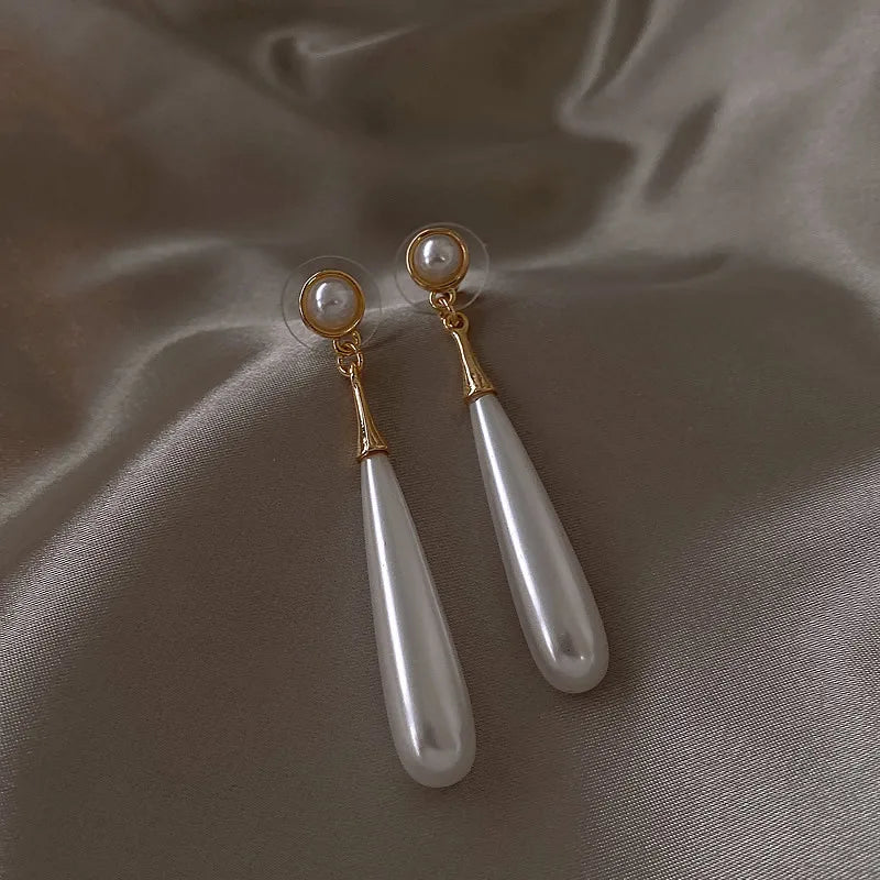 Livia Pearl Teardrop Earrings
