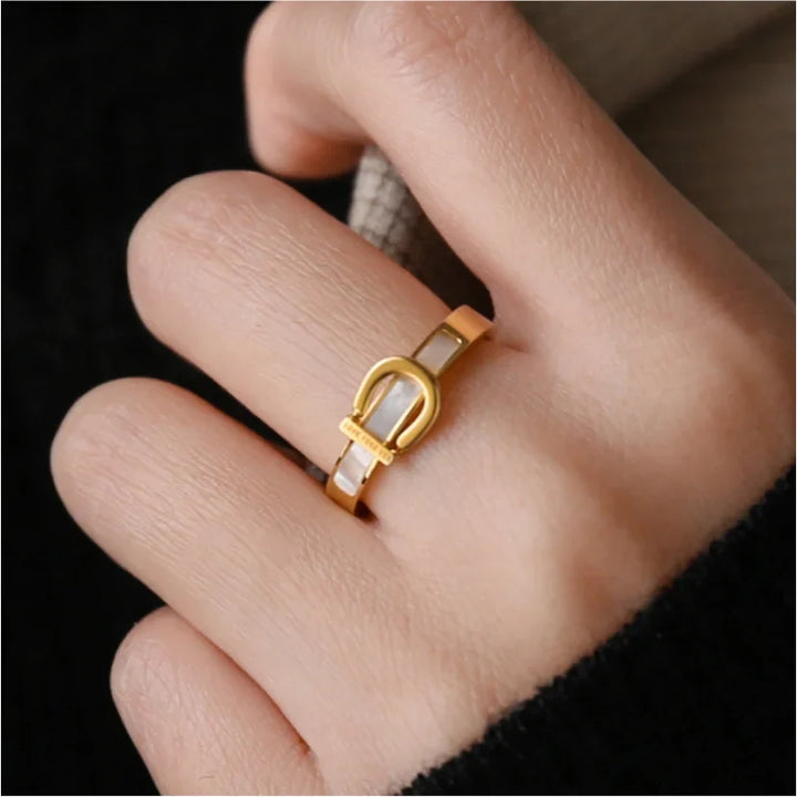 Annie & Grace Waterproof Ring