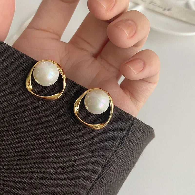 Novara Irregular Gold Pearl Studs
