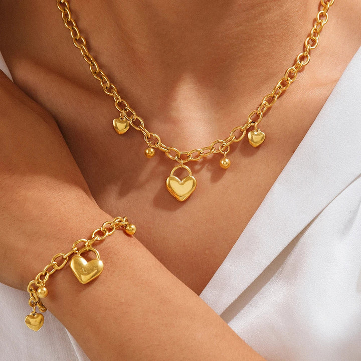 The Hearts of Heritage Charm Set