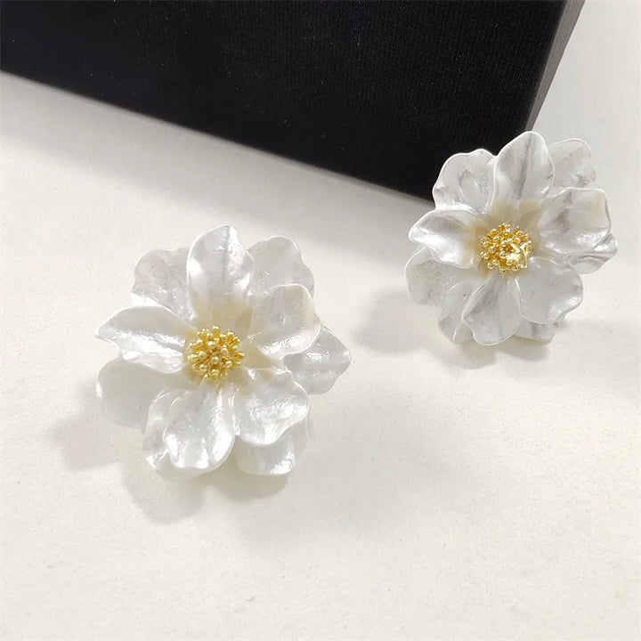 Aurelia White Dahlia Studs