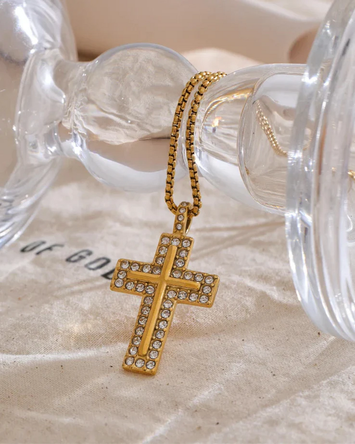 Cross Necklace with Zirconia Crystals (Gold Plated)