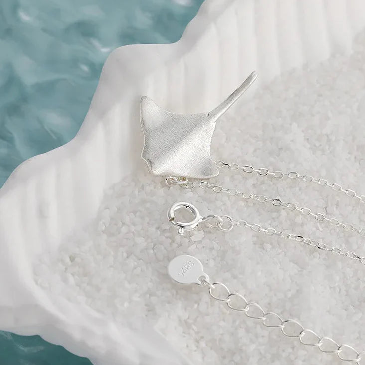 Ocean Matte Manta Ray 925 Sterling Silver Necklace