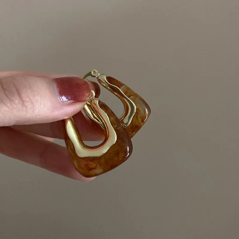 Maelis Amber Hoop Earrings