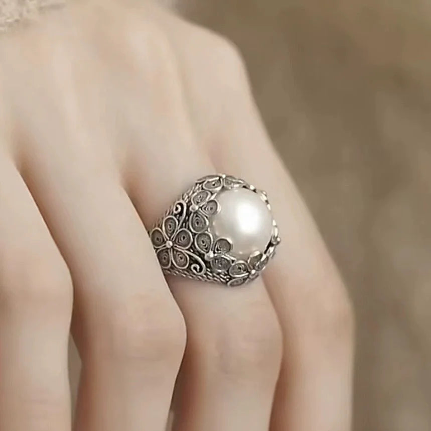 Vintage Pearl Beauty Ring