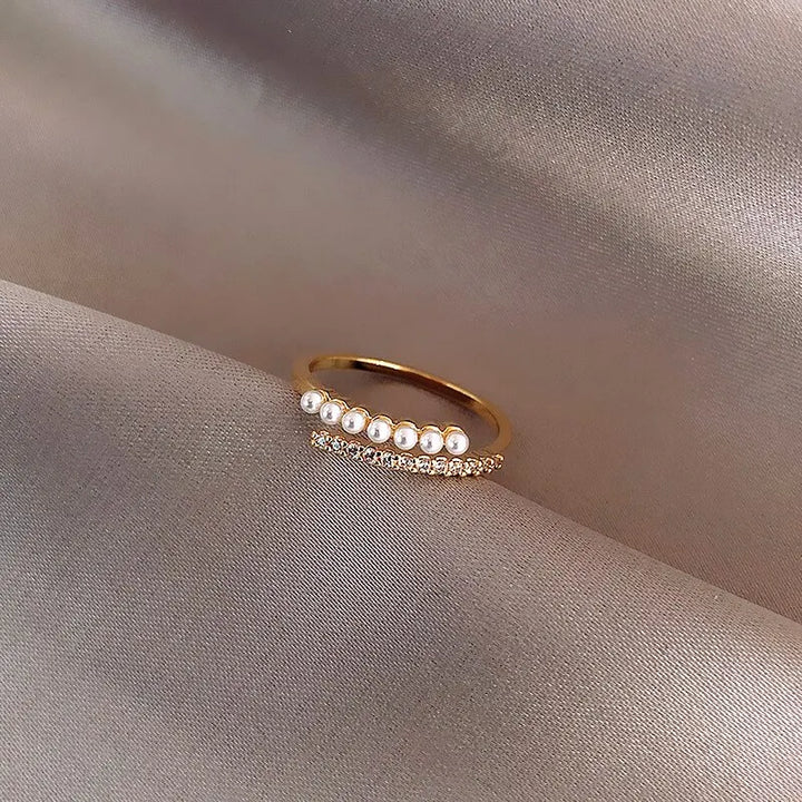 Elvaris Pearl Accent Ring