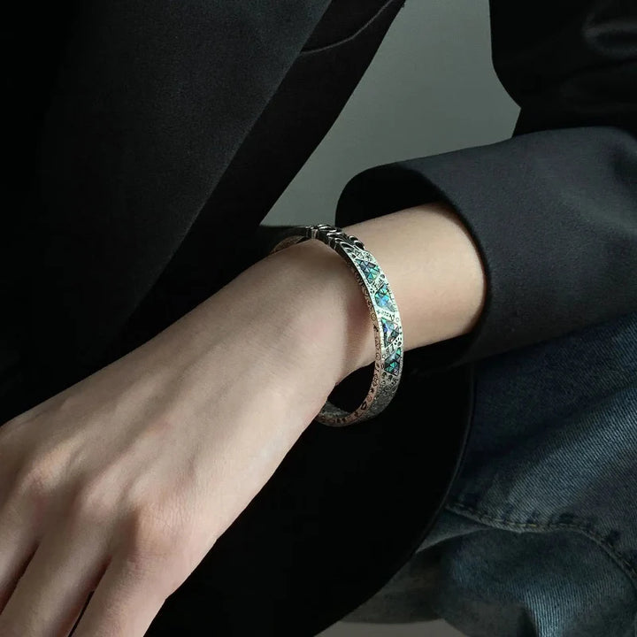 Shiloh Groove Grafitti Cuff