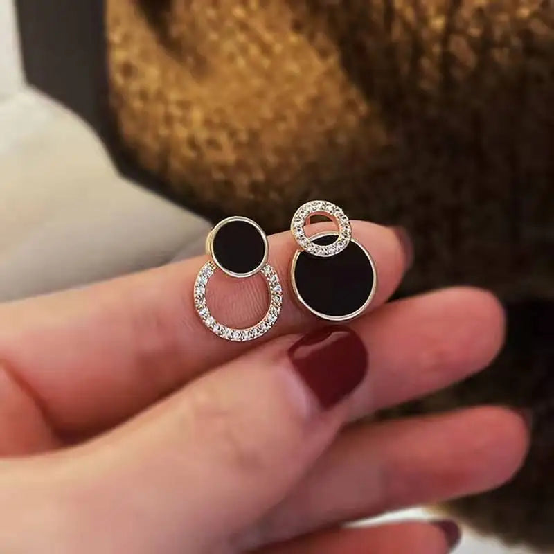 Isadora Luxe Eclipse Stud Earrings