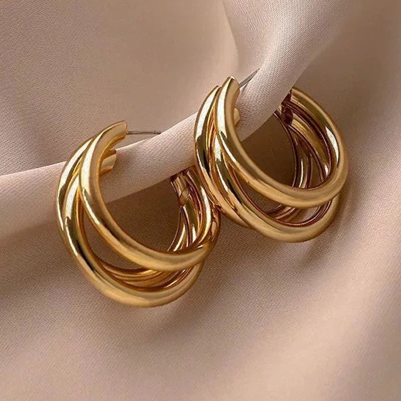 Celeste Triple Curve Earrings