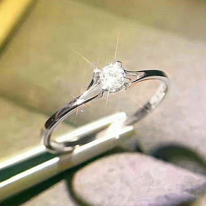 Aurelia Solitaire Ring