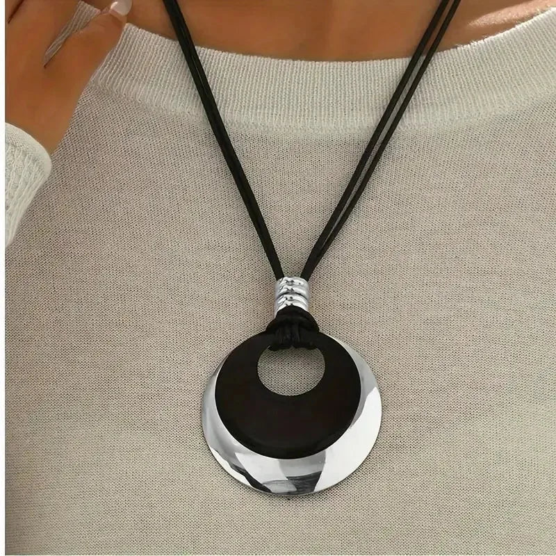 Calzora Vintage Orbit Medallion Necklace