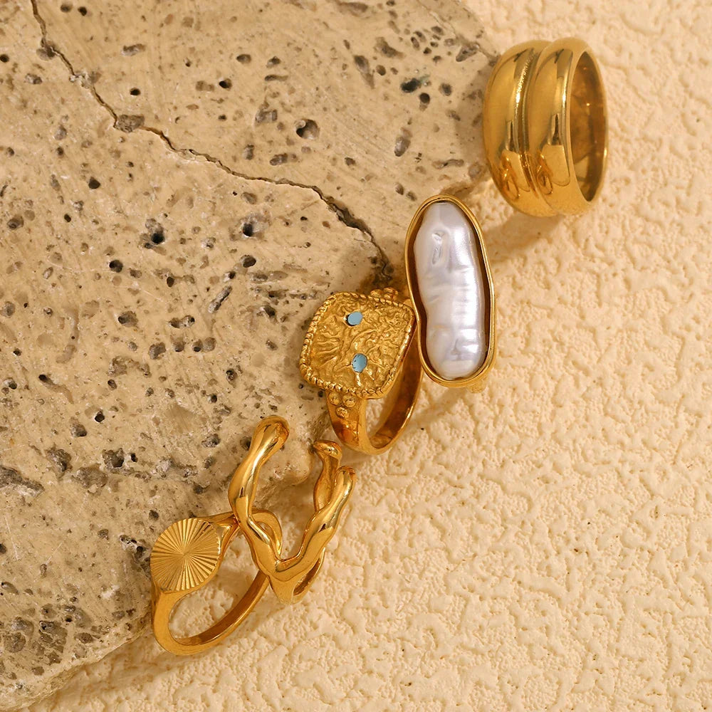Unique Geometric Rings