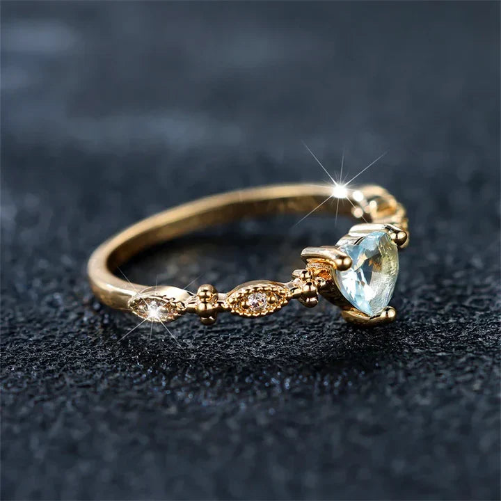 Amber Song | Gold hearted Ring