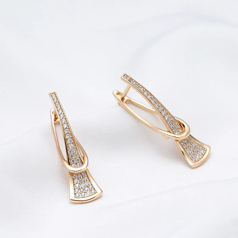 Alexandra | Earrings | Gold