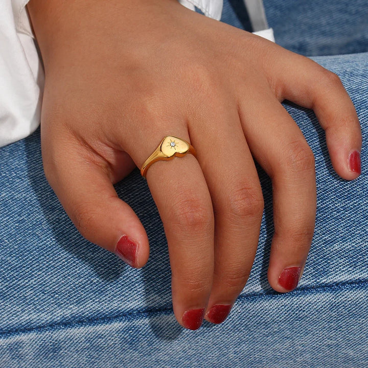 Celestial Love Ring - 18k Gold