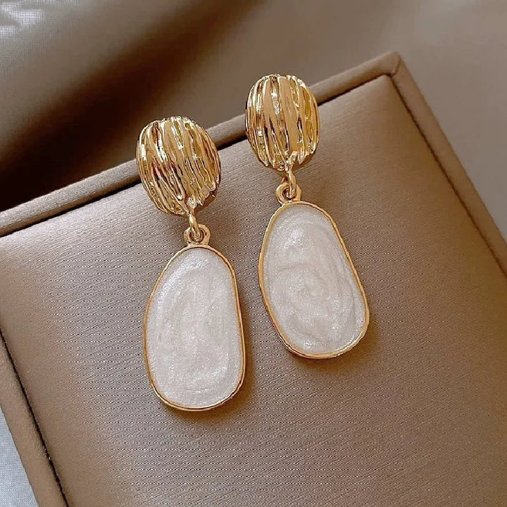 Daphne Coastal Ivory Earrings