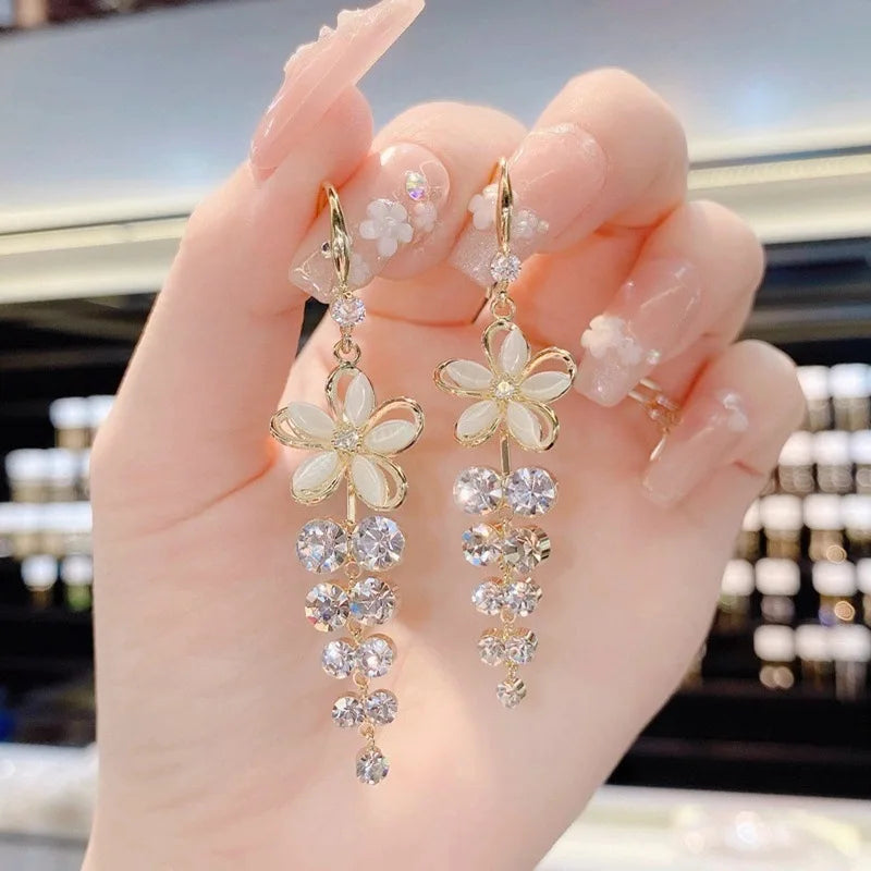 Maravelle Ceremony Bloom Earrings