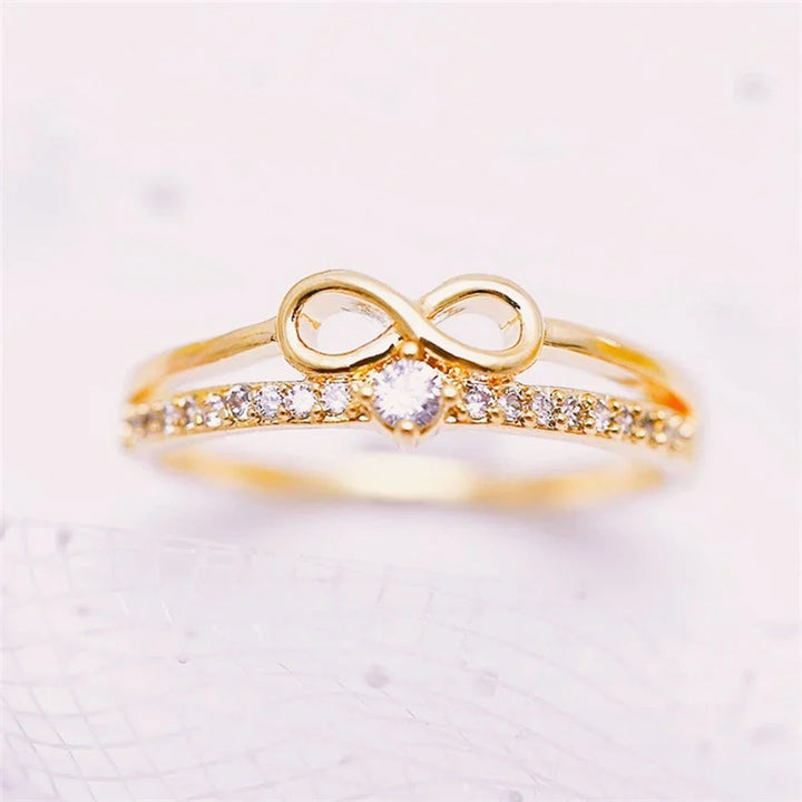 Fleur Kiss Eternity Ring