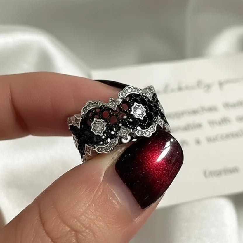 Lénore Sterling Silver Ring