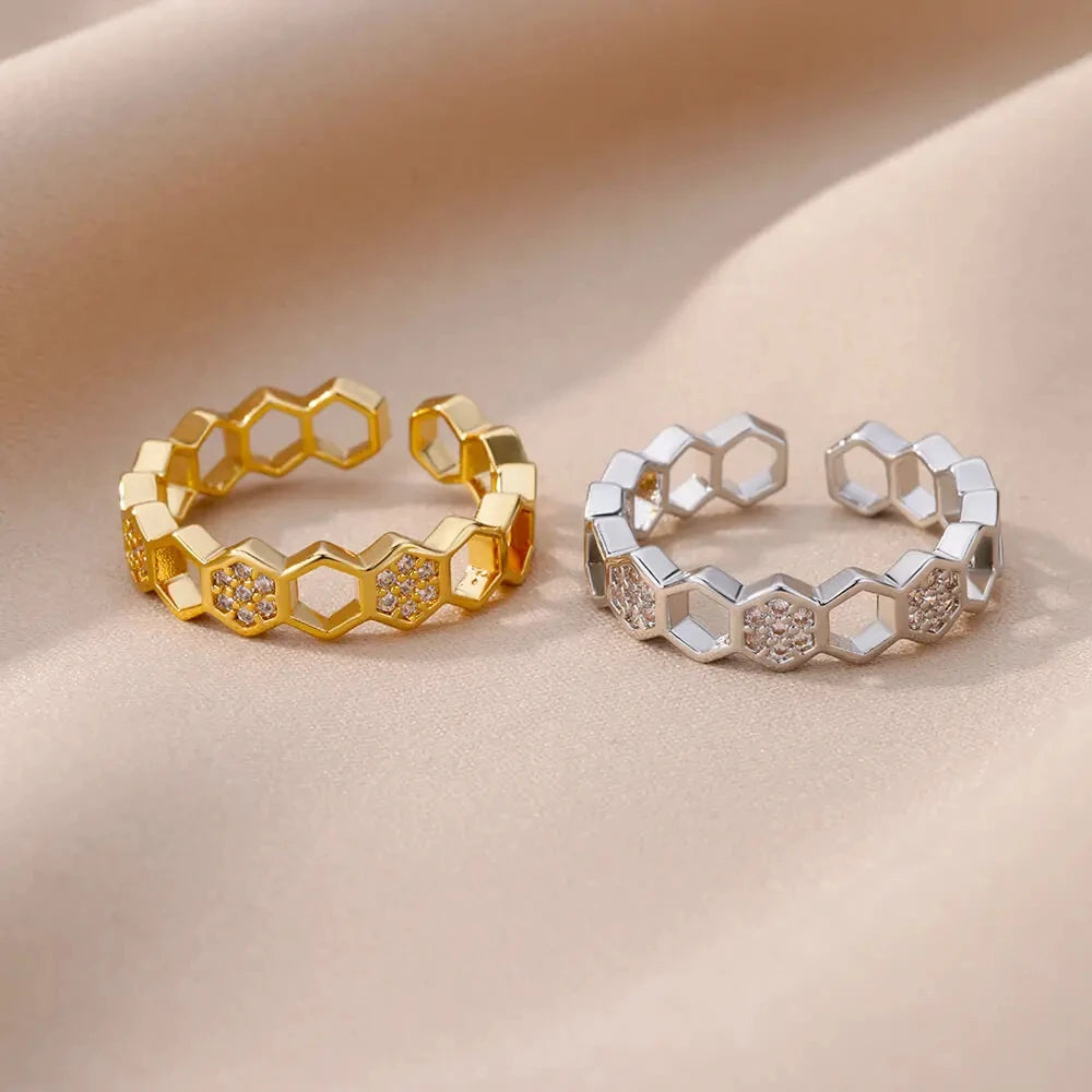 Scarlett | Premium Leaf Design Ring