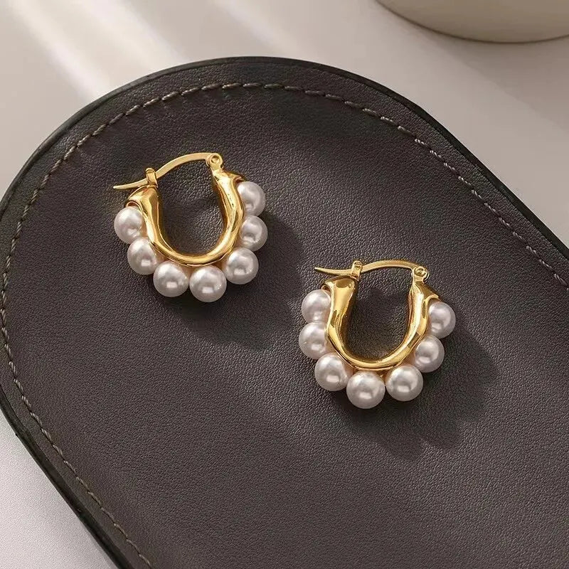 Lorisse Elegant Pearl Hoops
