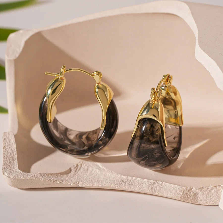 Maelis Amber Hoop Earrings