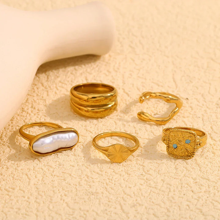 Unique Geometric Rings