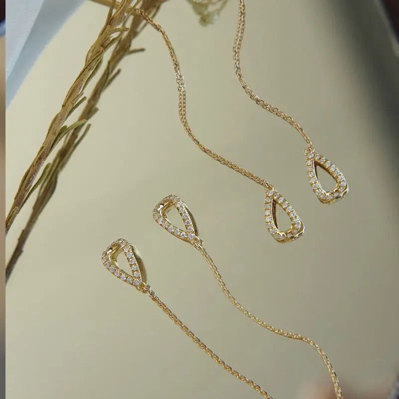 Velora Fine Chain Drops