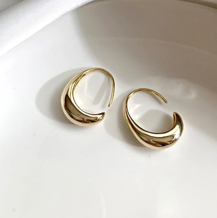 GOLD DROP HOOP EARRINGS (PAIR)