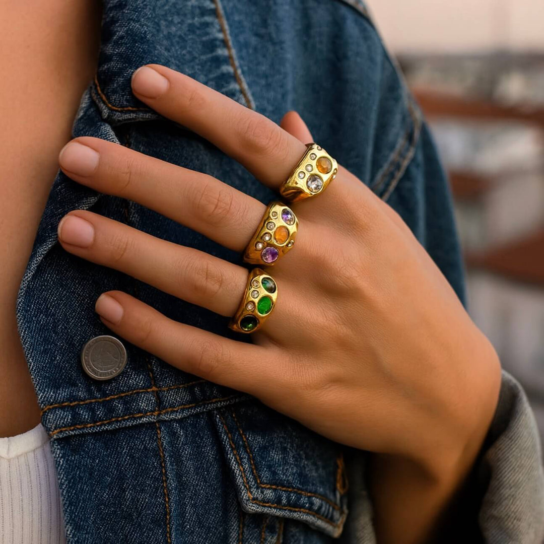 Gemstone Inlay Ring – 18K Gold Plated