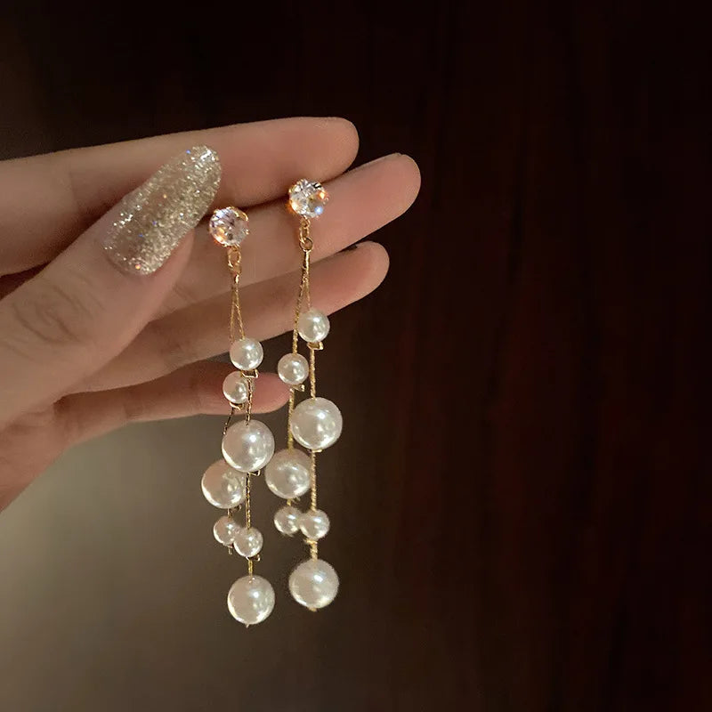 Elina Grand Pearl Dangles
