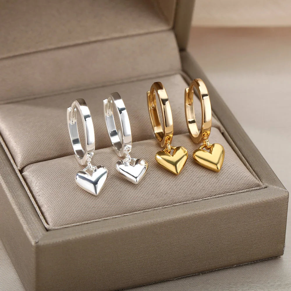 Mila Classic Heart Earrings