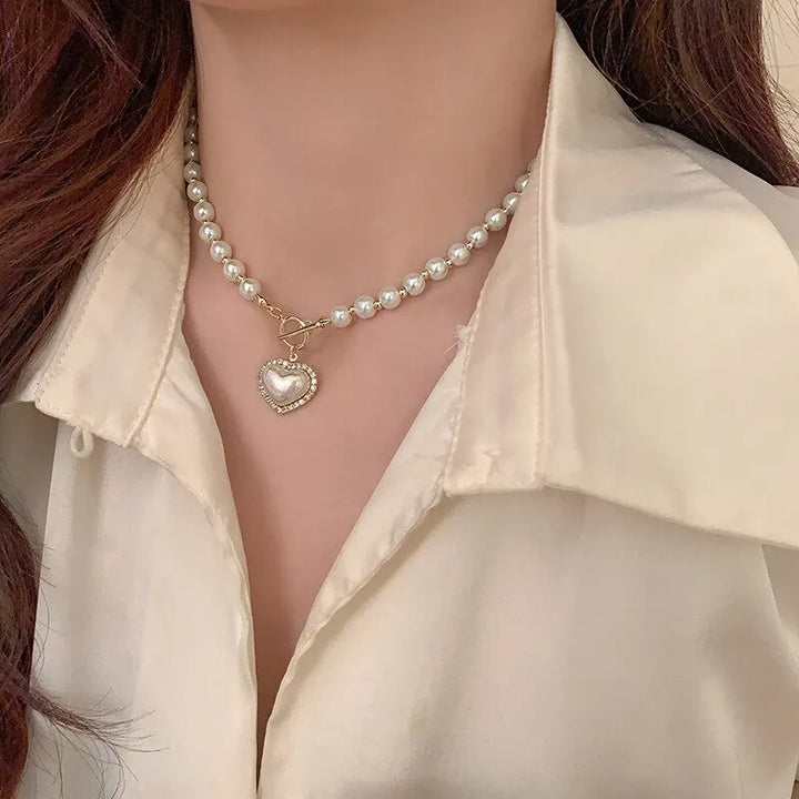 Calista Pearl Pendant Collar