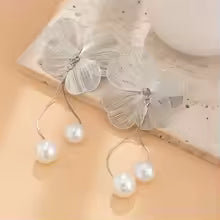 Lunessa Elegant Petal Fall Earrings