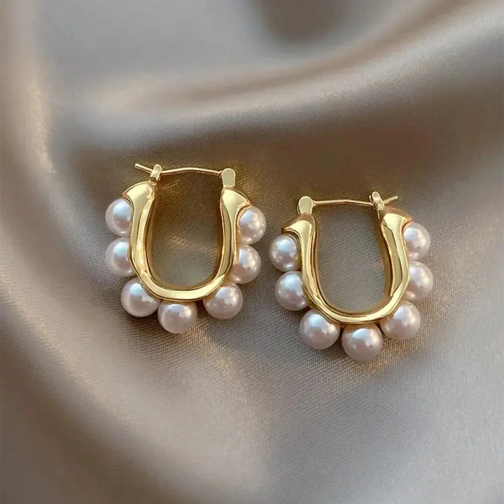 Lorisse Elegant Pearl Hoops