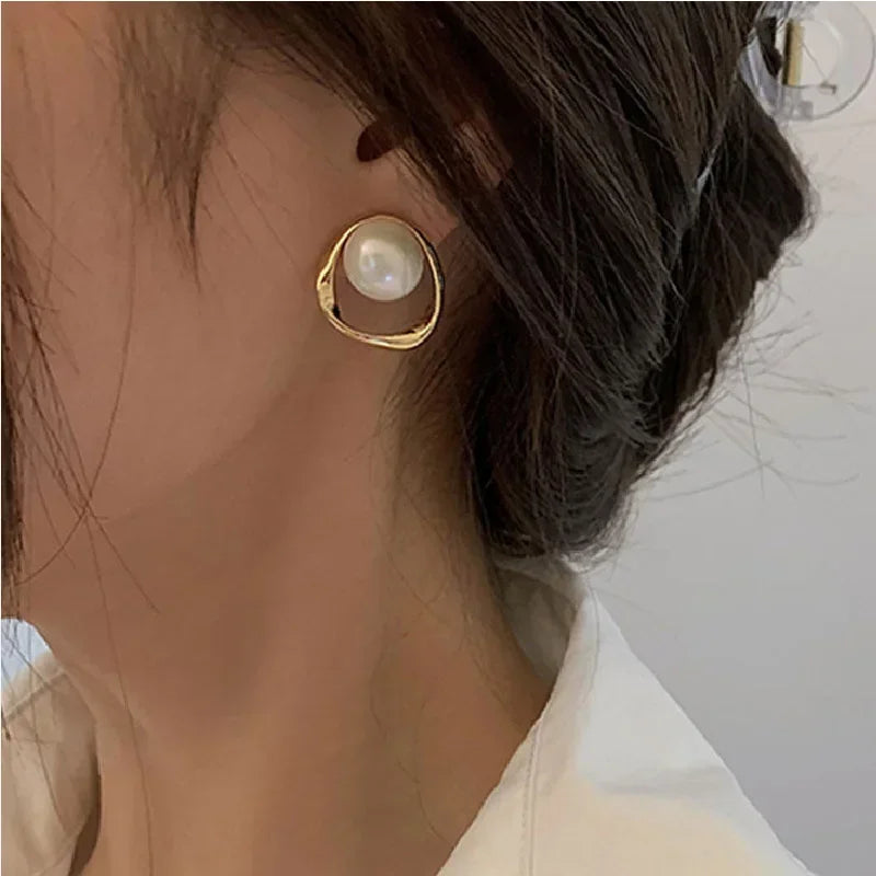 Novara Irregular Gold Pearl Studs